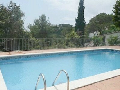 Appartement  Santa maria de llorell (tossa de mar) pour  6 •   avec piscine partage 