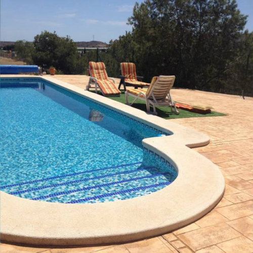 House in Alicante for   6 •   with private pool 