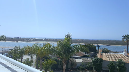 Apartamento en Cabanas de tavira para  5 •   parking privado 