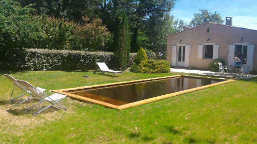 Gite  Rustrel pour  2 •   avec piscine prive 