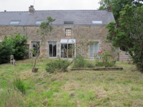 Haus in Ploemel fr  6 •   mit Terrasse 