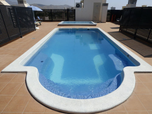 Apartamento en El campello para  6 •   con piscina compartida 