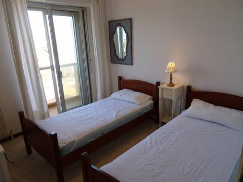 Flat in Canet plage - Vacation, holiday rental ad # 60529 Picture #3 thumbnail