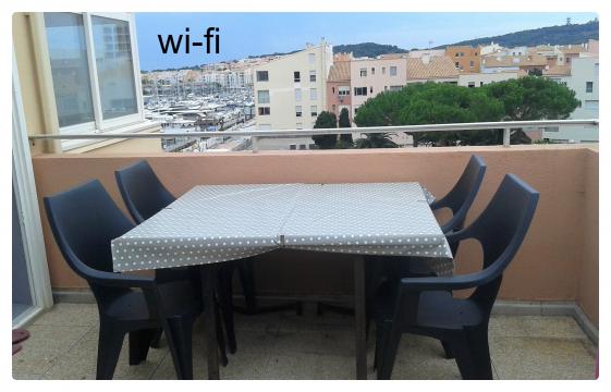 Appartement in Cap d agde fr  6 •   Aussicht aufs Meer 