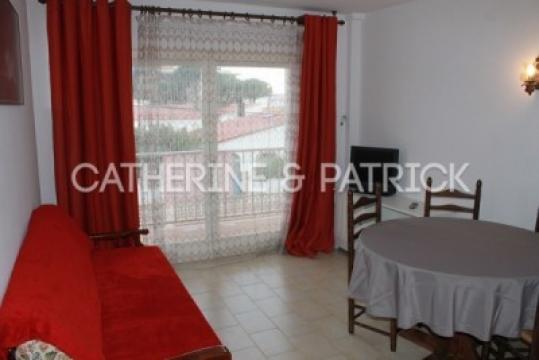 Flat in L'Escala - Vacation, holiday rental ad # 60663 Picture #2 thumbnail