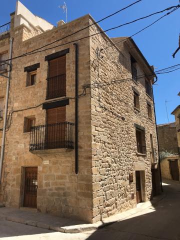 Casa en El vilosell para  5 •   con terraza 