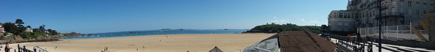 Gite  Saint-lunaire pour  10 •   avec balcon 