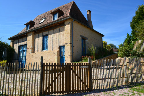 Gite in Cendrieux for   9 •   with private pool 