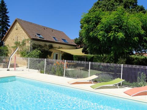 Gite  Gourdon pour  8 •   avec piscine prive 