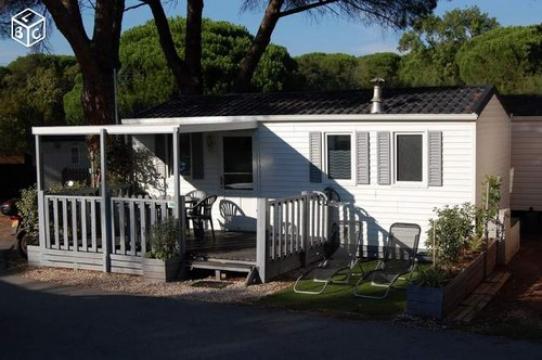 Mobil-home  Frjus pour  4 •   avec terrasse 