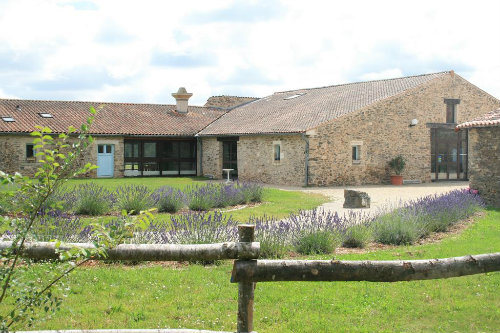 Casa rural en Vouvant para  5 •   con piscina compartida 