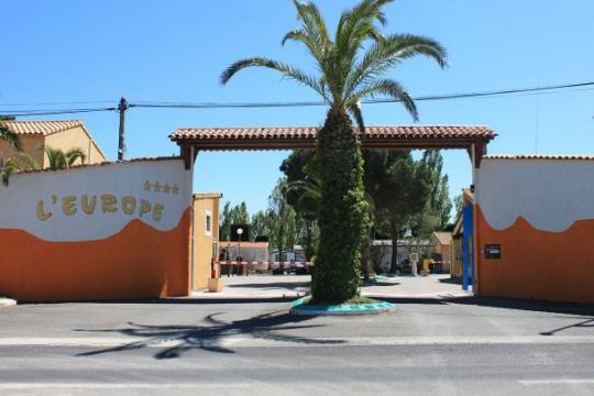 Mobil home en Vic la gardiole para  6 •   con piscina compartida 