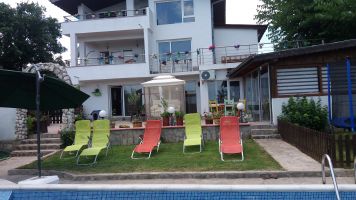 Haus in Varna fr  10 •   Aussicht aufs Meer 