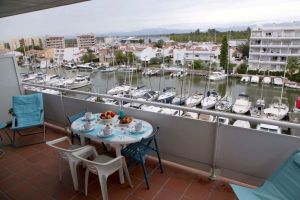 Appartement � Rosas port canigo pour  6 &bull;   &bull;  avec terrasse 