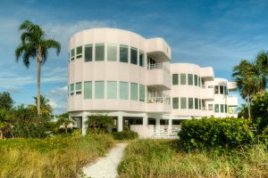 Island Paradise 1  2 bedrooms and 2 bathrooms in Holmes Beach, fl