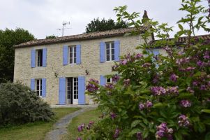 Maison en pierre /piscine