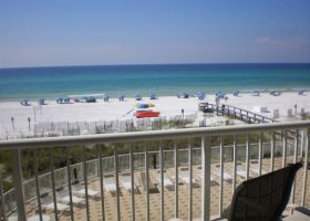   Fort walton beach pour  8 •   parking priv 