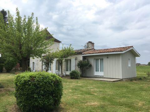 Maison à  Monbazillac près Bergerac - Location vacances, location saisonnière n°63043 Photo n°1