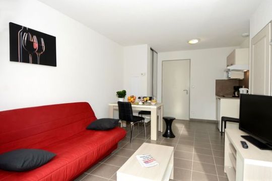 Maison  St Christol - Location vacances, location saisonnire n63657 Photo n3