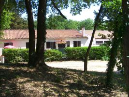 House in Saint georges d'olron for   6 •   private parking 