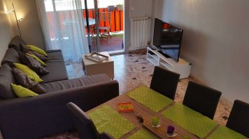 Flat in Cagnes sur mer for   7 •   view on sea 