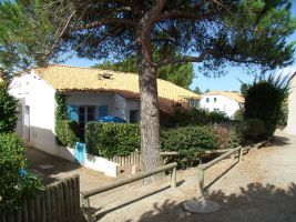 House Saint Jean De Monts - 4 people - holiday home