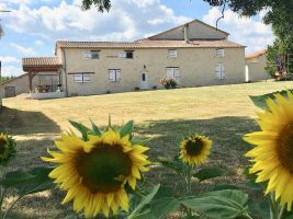 Gite in Pardaillan fr  8 •   mit privat Schwimmbad 