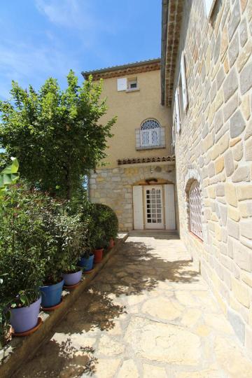 Gite Villeneuve De Berg - 15 personnes - location vacances