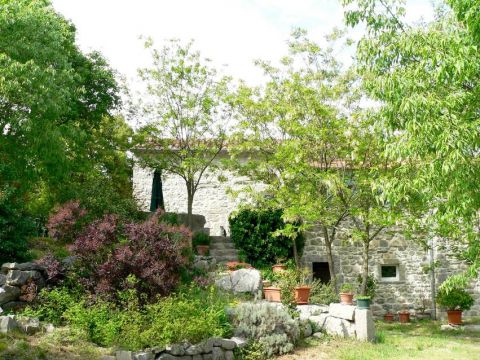 Casa en Labeaume - Detalles sobre el alquiler n64230 Foto n0