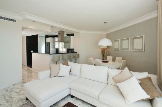 Apartamento en Puerto Banus - Detalles sobre el alquiler n64298 Foto n3