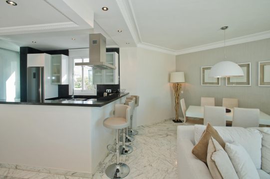 Apartamento en Puerto Banus - Detalles sobre el alquiler n64298 Foto n5