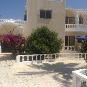 House in Mahboubine for   9 •   4 stars 