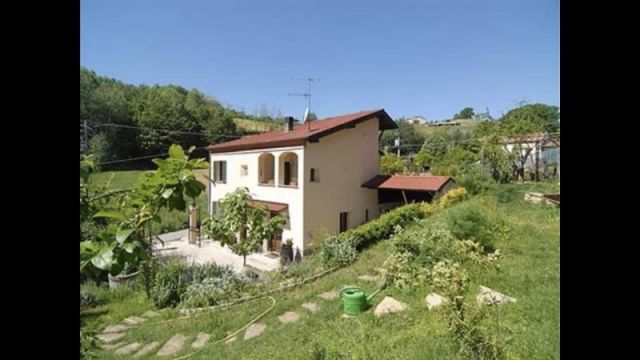House in Acqui Terme - Vacation, holiday rental ad # 64983 Picture #0