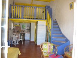 Gite in Lorgues for   3 •   with shared pool 