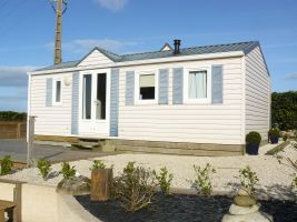 Mobil-home  Landeda pour  5 •   vue sur mer 