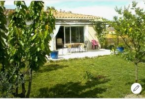 House in L'isle sur la sorgue for   4 •   with terrace 