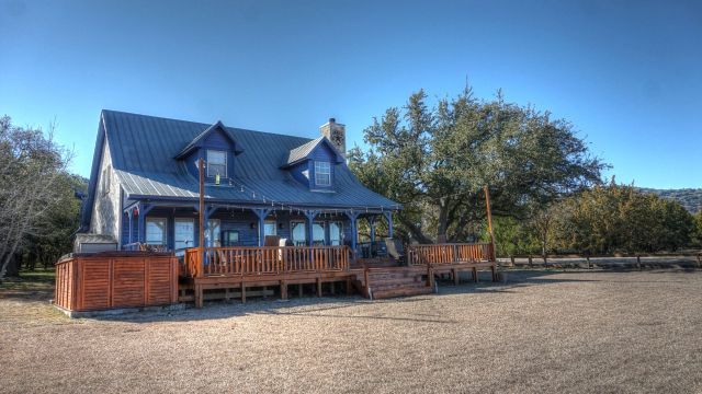 House in Leakey - Vacation, holiday rental ad # 65178 Picture #1