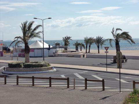 Flat in Narbonne plage - Vacation, holiday rental ad # 65274 Picture #1