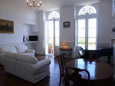 Flat in Strenquels - Vacation, holiday rental ad # 65535 Picture #0