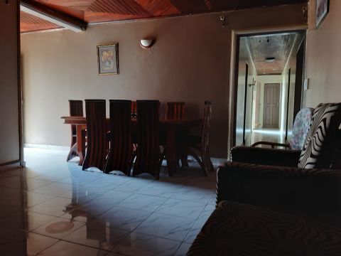 House in Yaound - Vacation, holiday rental ad # 65863 Picture #4