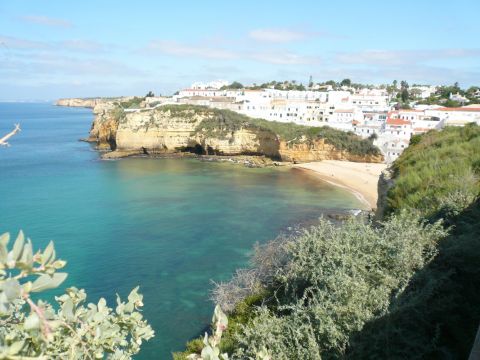 House in Carvoeiro-Benagil - Vacation, holiday rental ad # 65952 Picture #1 thumbnail