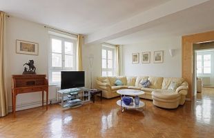 House in Paris for   2 •   2 bedrooms 