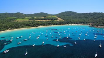 Huis in Hyeres voor  7 •   uitzicht op zee 