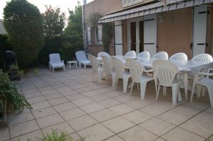 Appartement  La londe les maures pour  10 •   3 toiles 