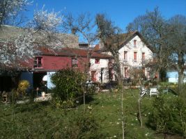 Chambre d'htes  Chaumont pour  5 •   jardin 