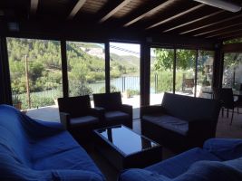 Casa rural en Alcala del jucar para  8 •   con terraza 