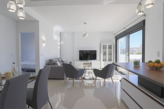 Apartamento en Arenales del sol - Detalles sobre el alquiler n66029 Foto n2