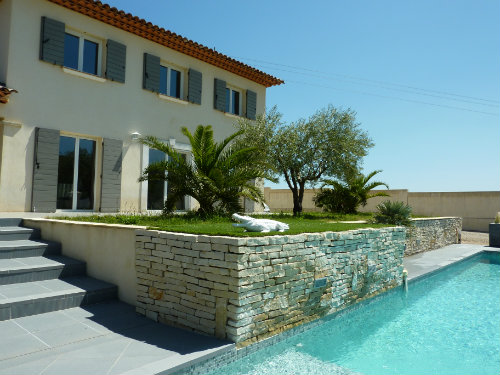 House in Figanieres for   8 •   with private pool 