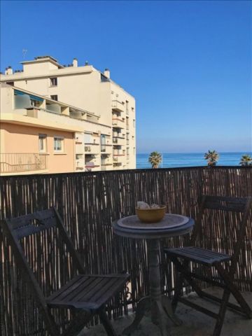 Flat in Canet en roussillon - Vacation, holiday rental ad # 66625 Picture #1 thumbnail