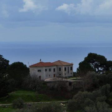 House in Zakynthos for   6 •   yard 